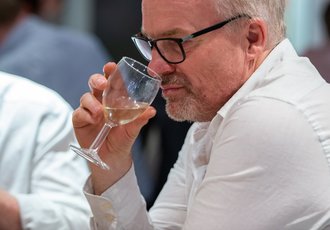 wine tasting